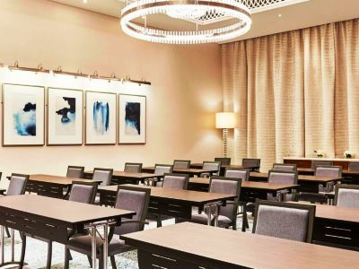 Hilton Al Habtoor Hotel Dubai